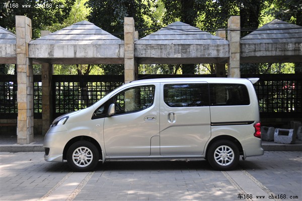 日产 郑州日产 日产NV200 2011款 1.6 尊贵型 223座