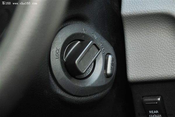 日产 郑州日产 日产NV200 2011款 1.6 尊贵型 223座