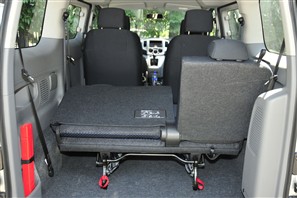 日产 郑州日产 日产NV200 2011款 1.6 尊贵型 223座