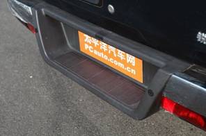 “能进城的皮卡”试锐骐多功能商用车