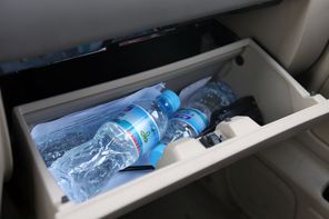 “能进城的皮卡”试锐骐多功能商用车
