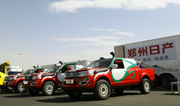三台锐骐战车.jpg