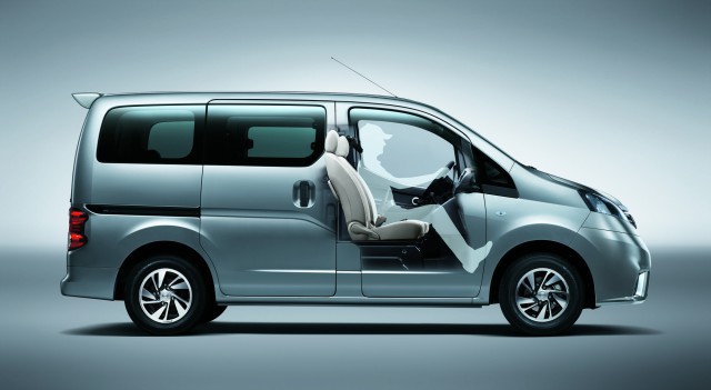2013新修-NV200-159-2.jpg